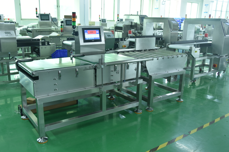 40kg Large Range Checkweigher Large Range Checkweigher 40kg - Custom Reject Options 