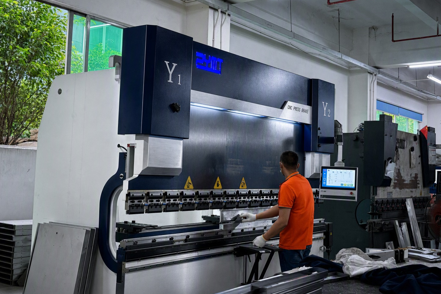 Chaoqiang CNC press brake sheet metal forming