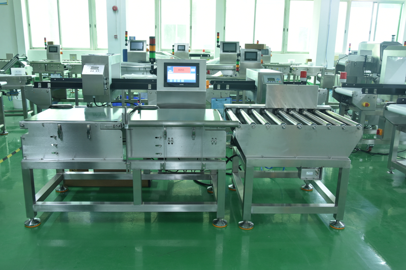 40kg Large Range Checkweigher Large Range Checkweigher 40kg - Custom Reject Options 